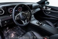E300 Mercedes-Benz Photos