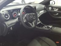 E300 Mercedes-Benz Photos